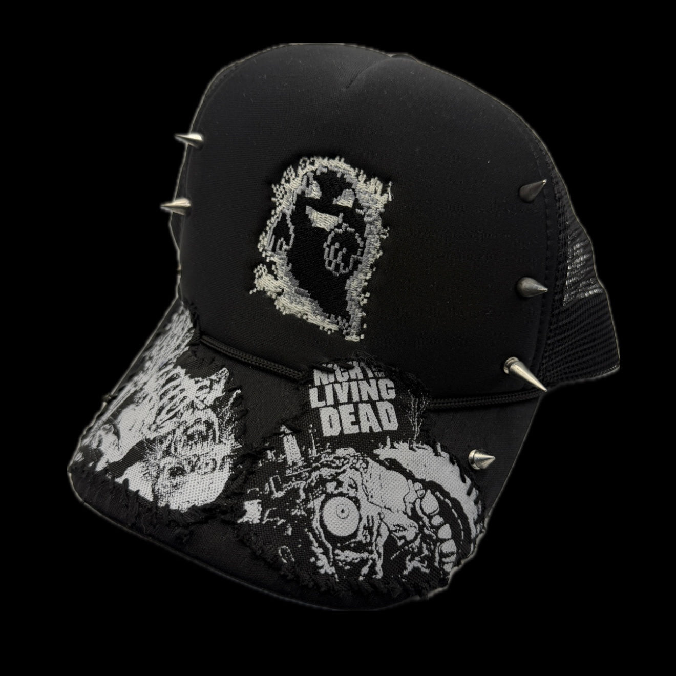GHOST-TYPE HAT